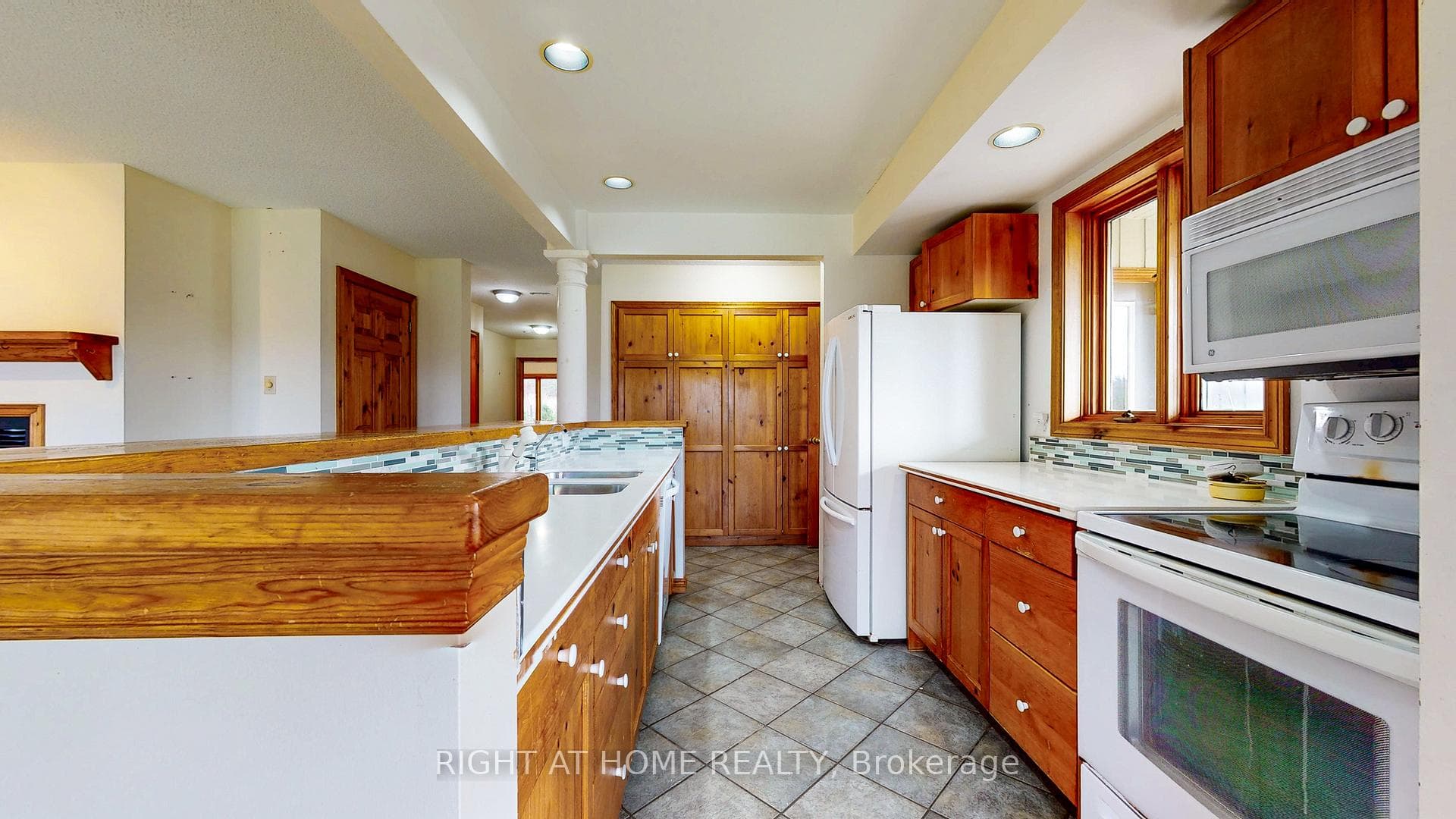 196 Summit View Court photo 8