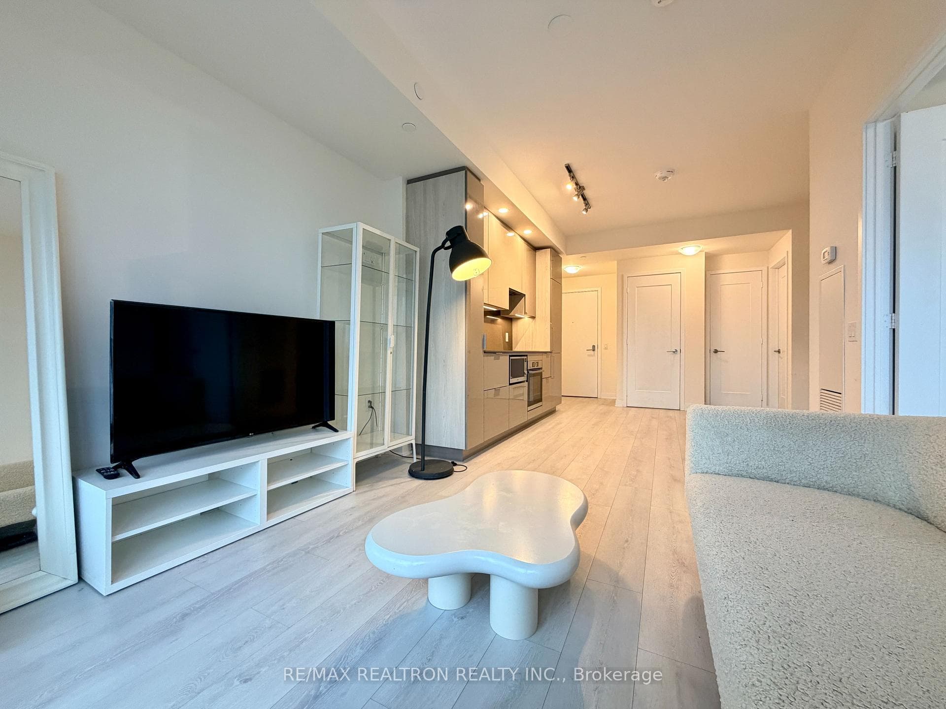 28 Freeland Street Unit 4206 photo 12