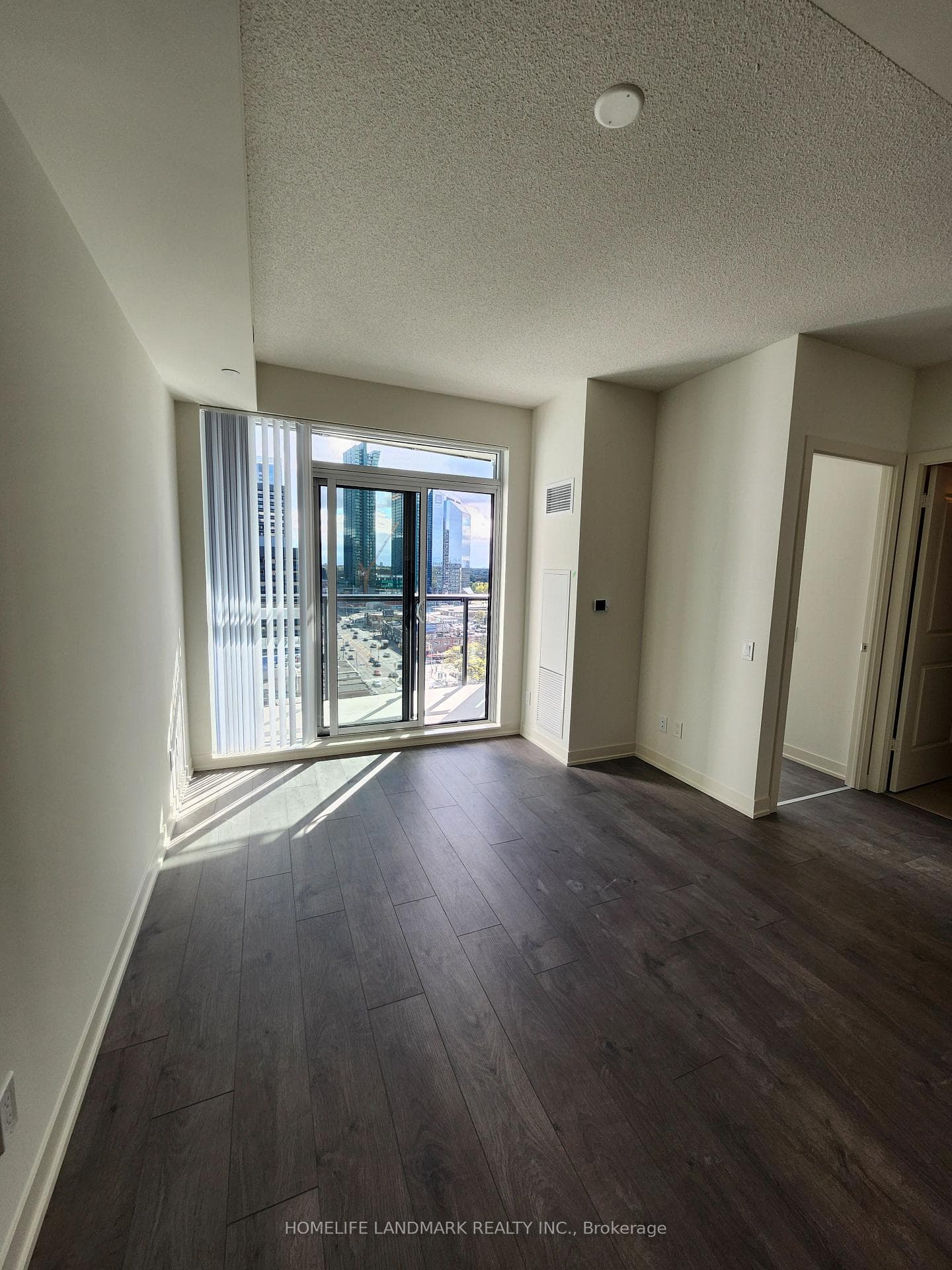 4955 Yonge Street Unit 1007 photo 4