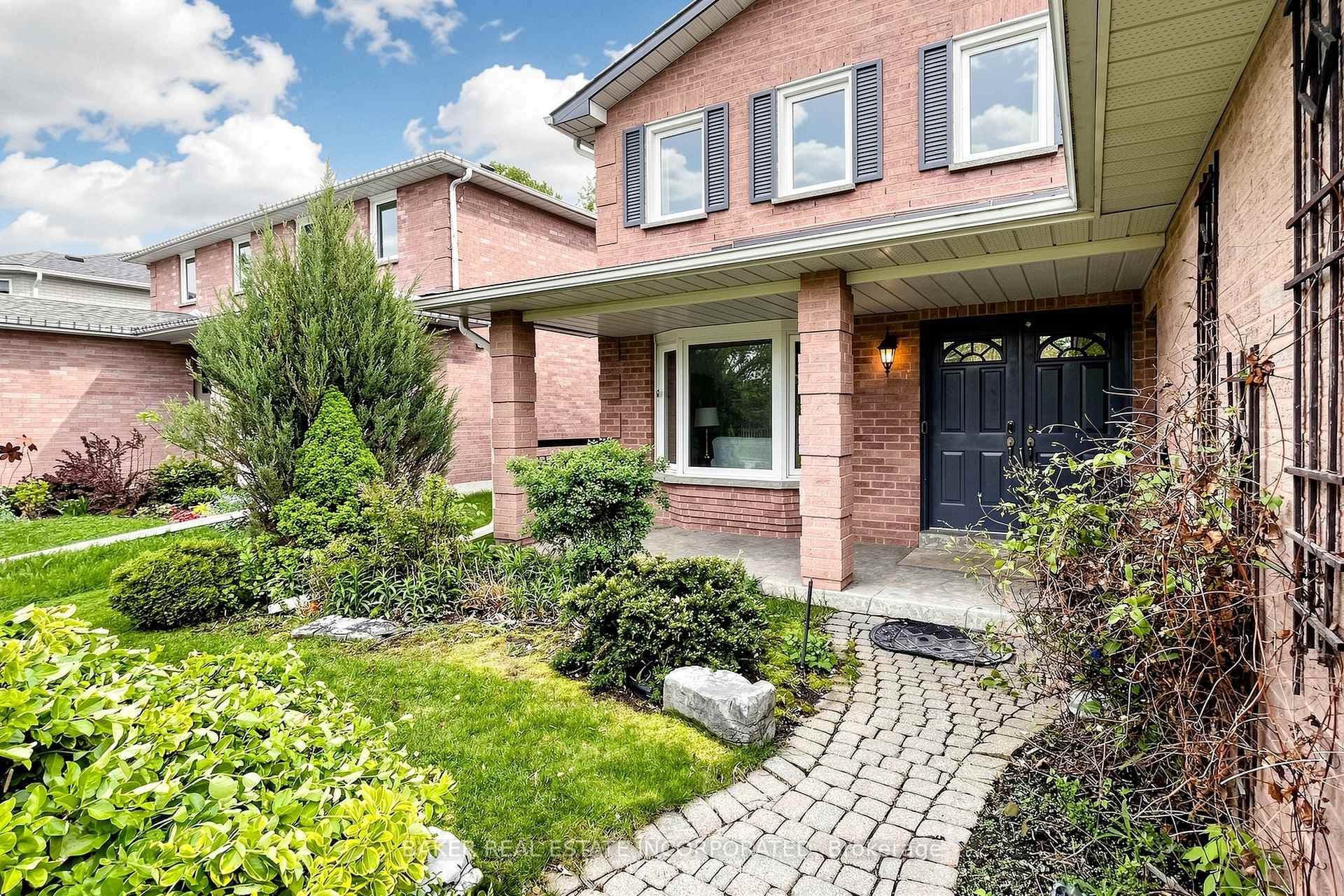 670 Leslie Valley Drive photo 4
