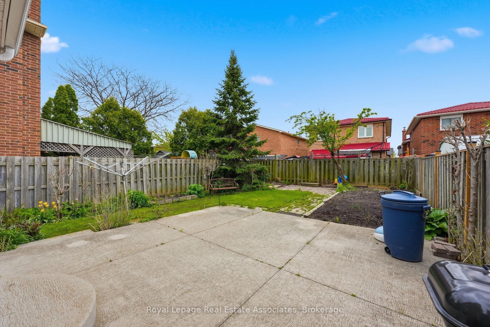 14 Beisel Court photo 37