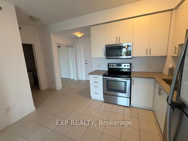 2490 Old Bronte Road Unit 409 photo 2
