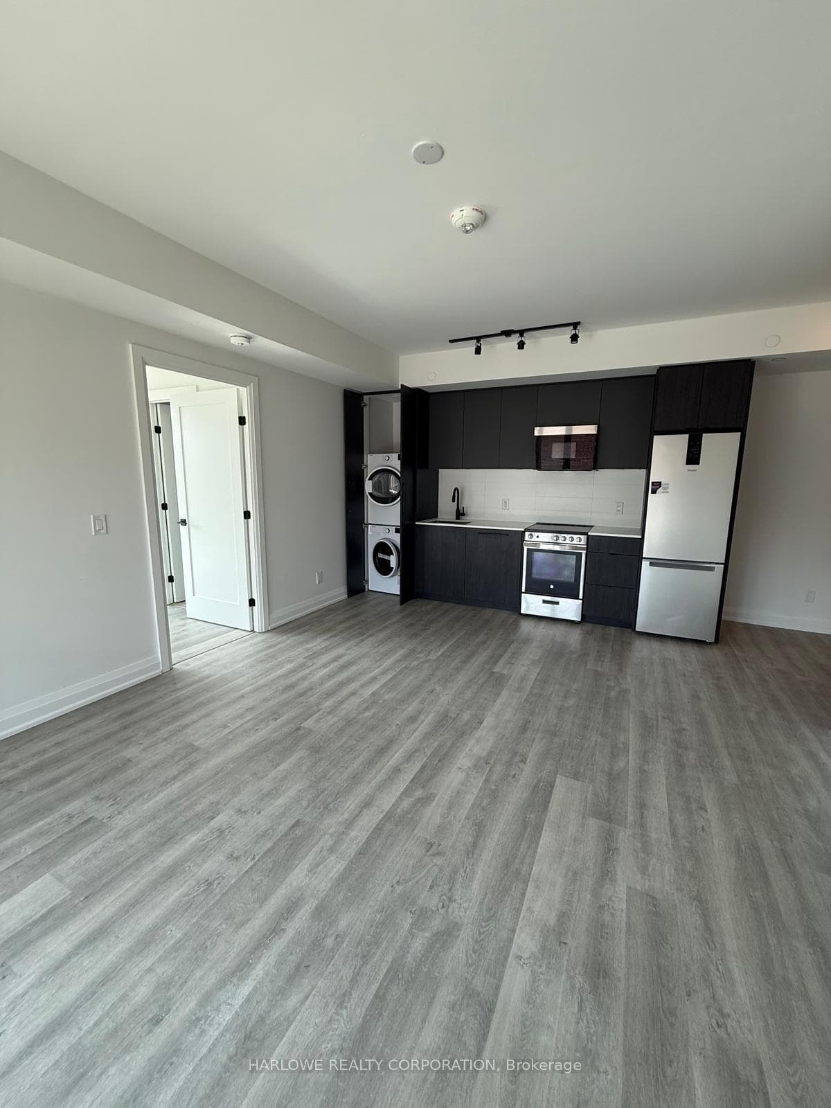 2369 Danforth Avenue Unit 214 photo 1