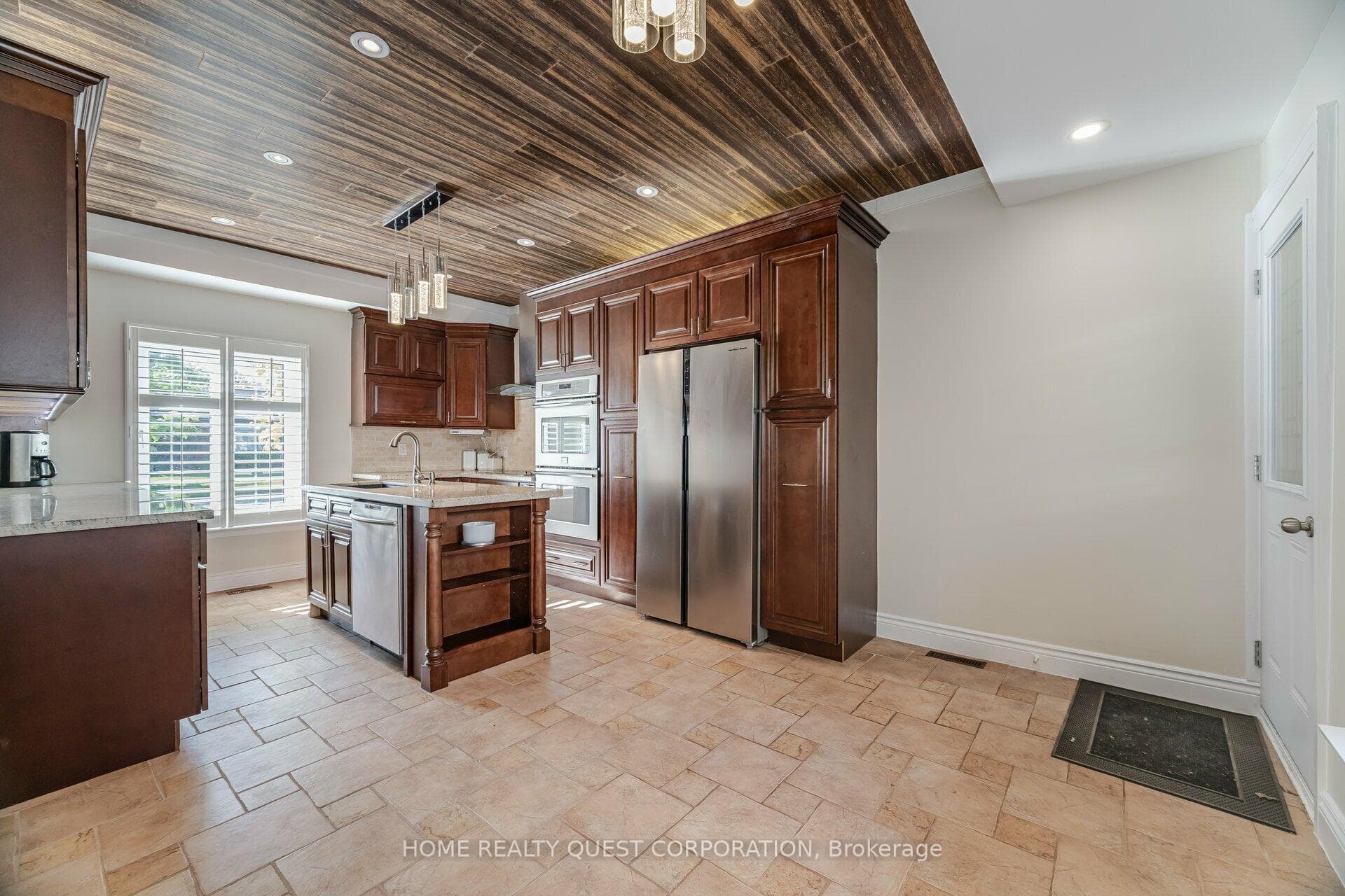 41 Bowshelm Court photo 16