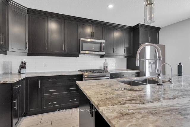 83 Walker Road photo 12