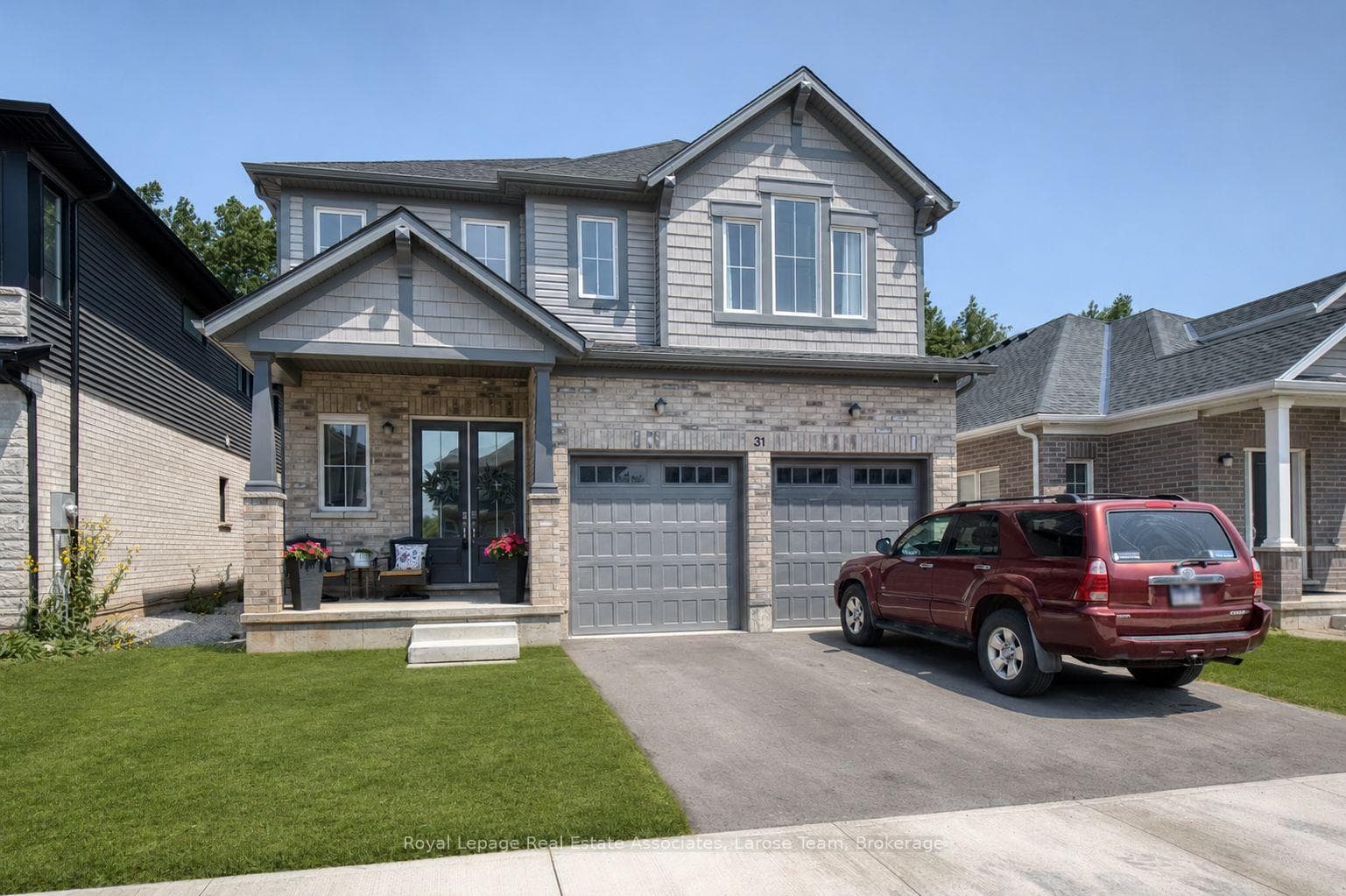 31 Willson Drive Unit Main and 2nd, photo 1