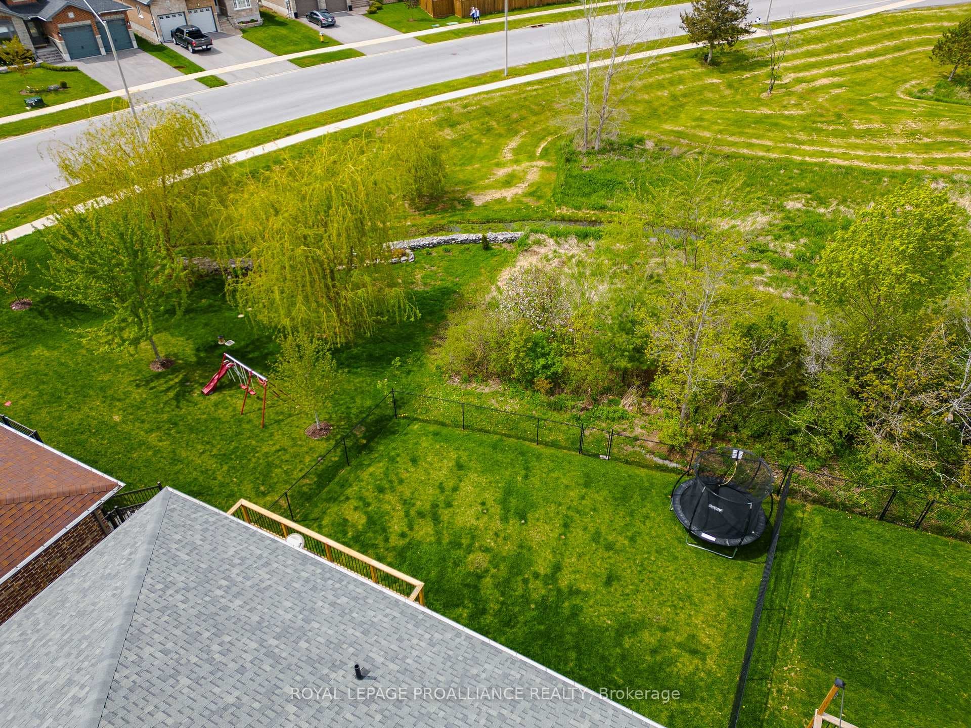 5 Briarwood Crescent photo 8