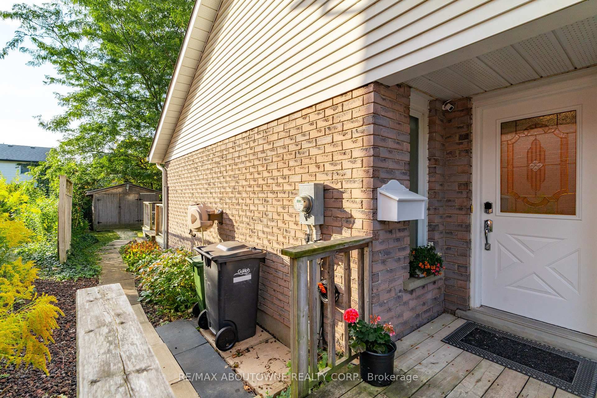 20 Moss Place photo 26
