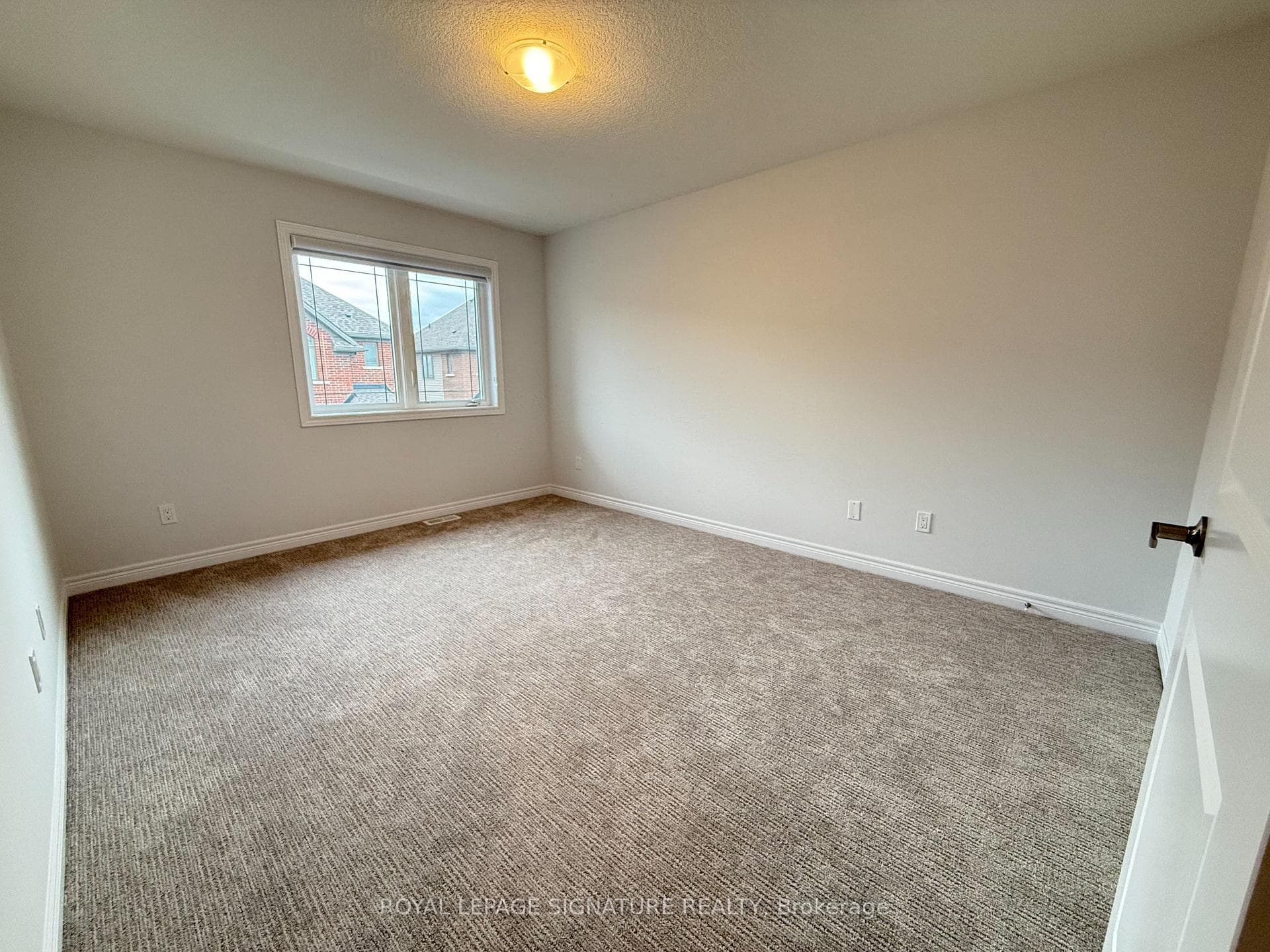 19 Picardy Drive Unit 35 photo 15