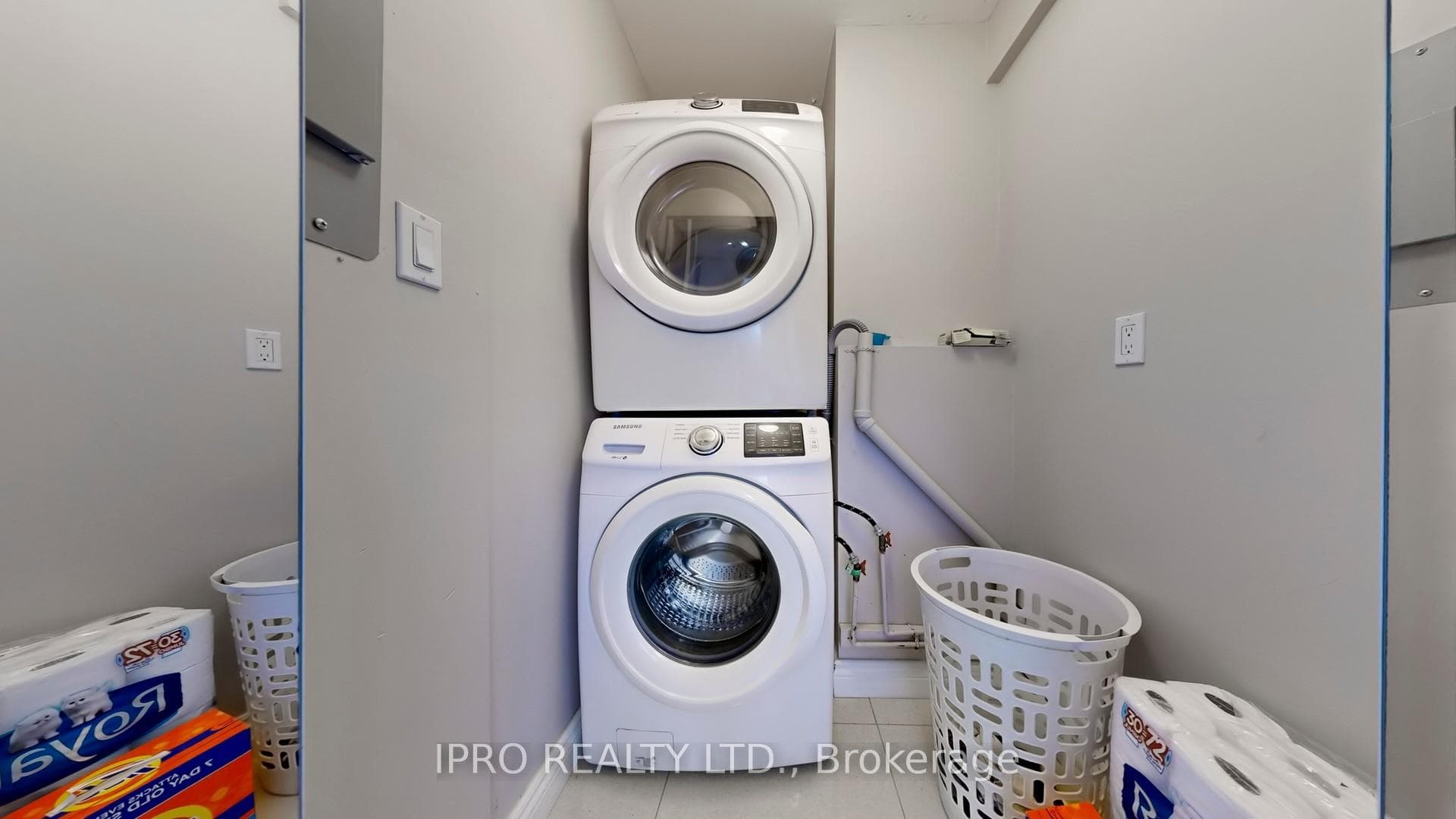 370 Dixon Road Unit 712 photo 41