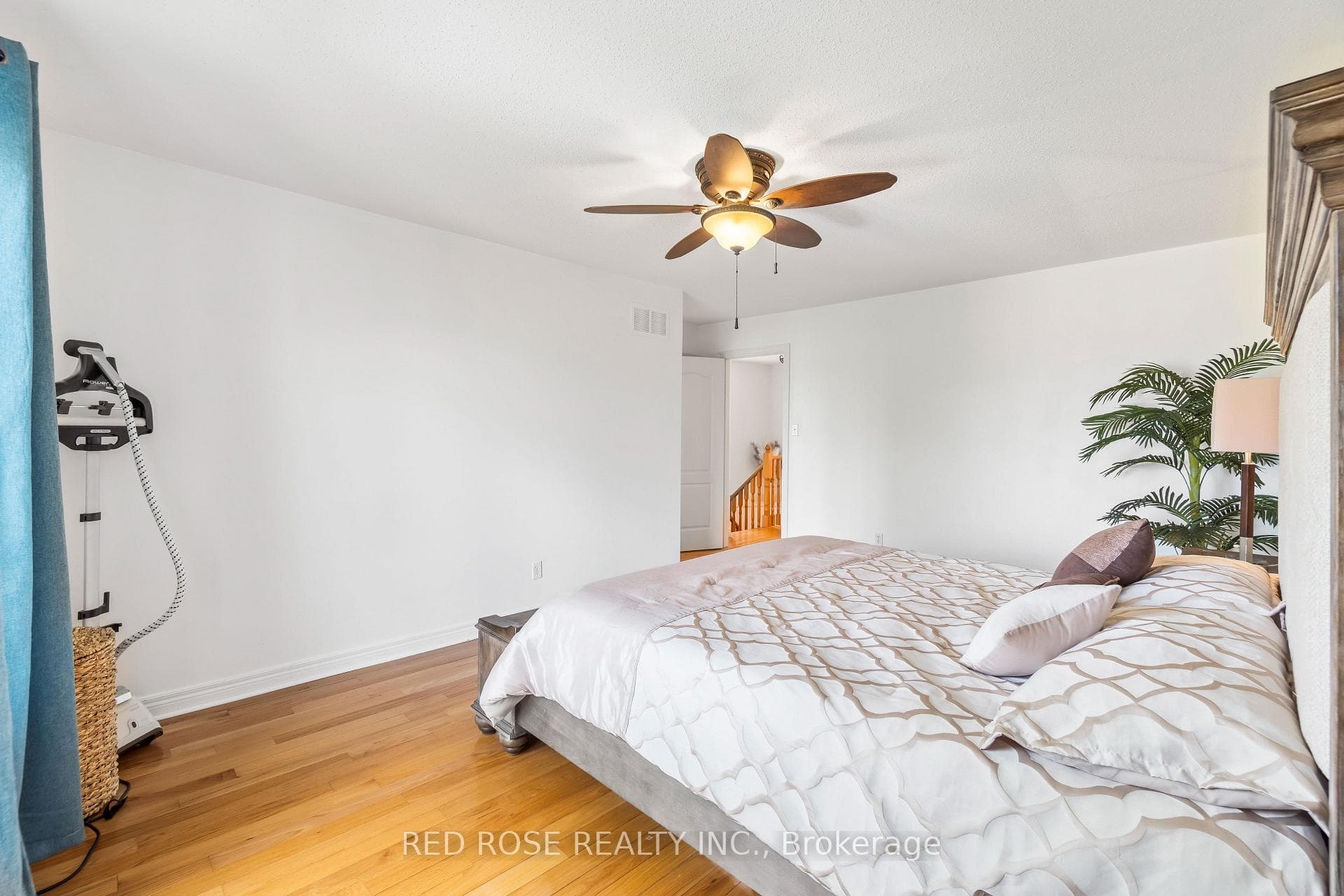 388 Hewitt Circle photo 24