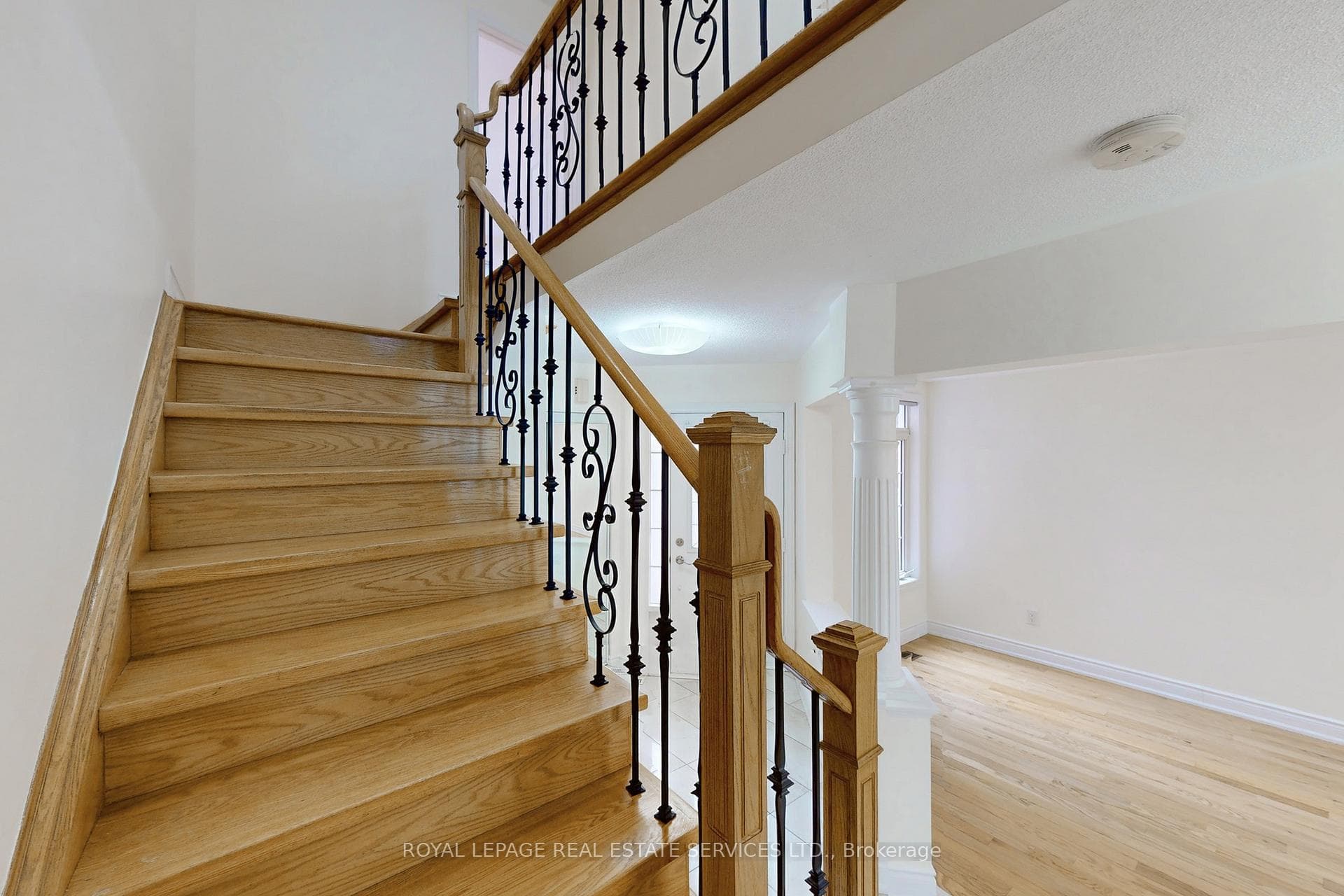 908 Stonebridge Avenue photo 31