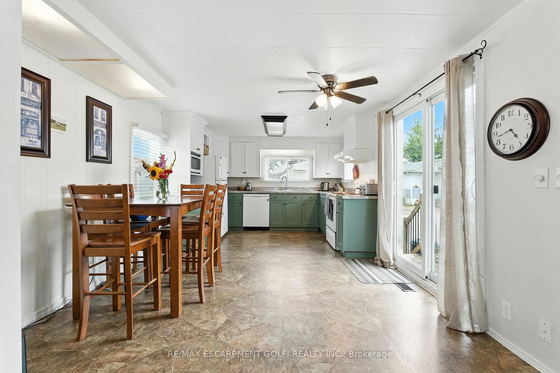 4588 Martha Lane photo 6