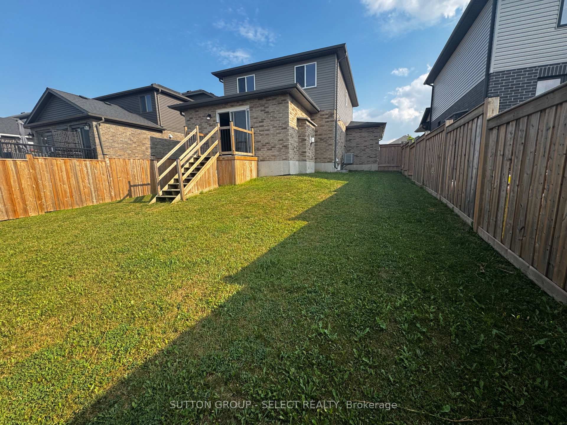 108 Gilmour Drive photo 33