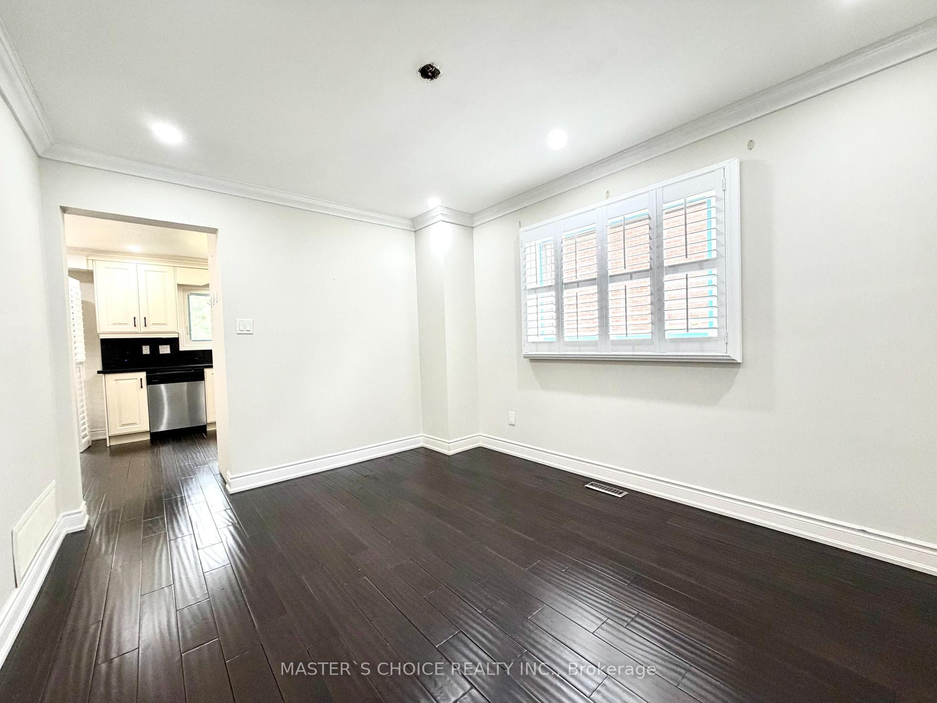 212 Fincham Avenue photo 13