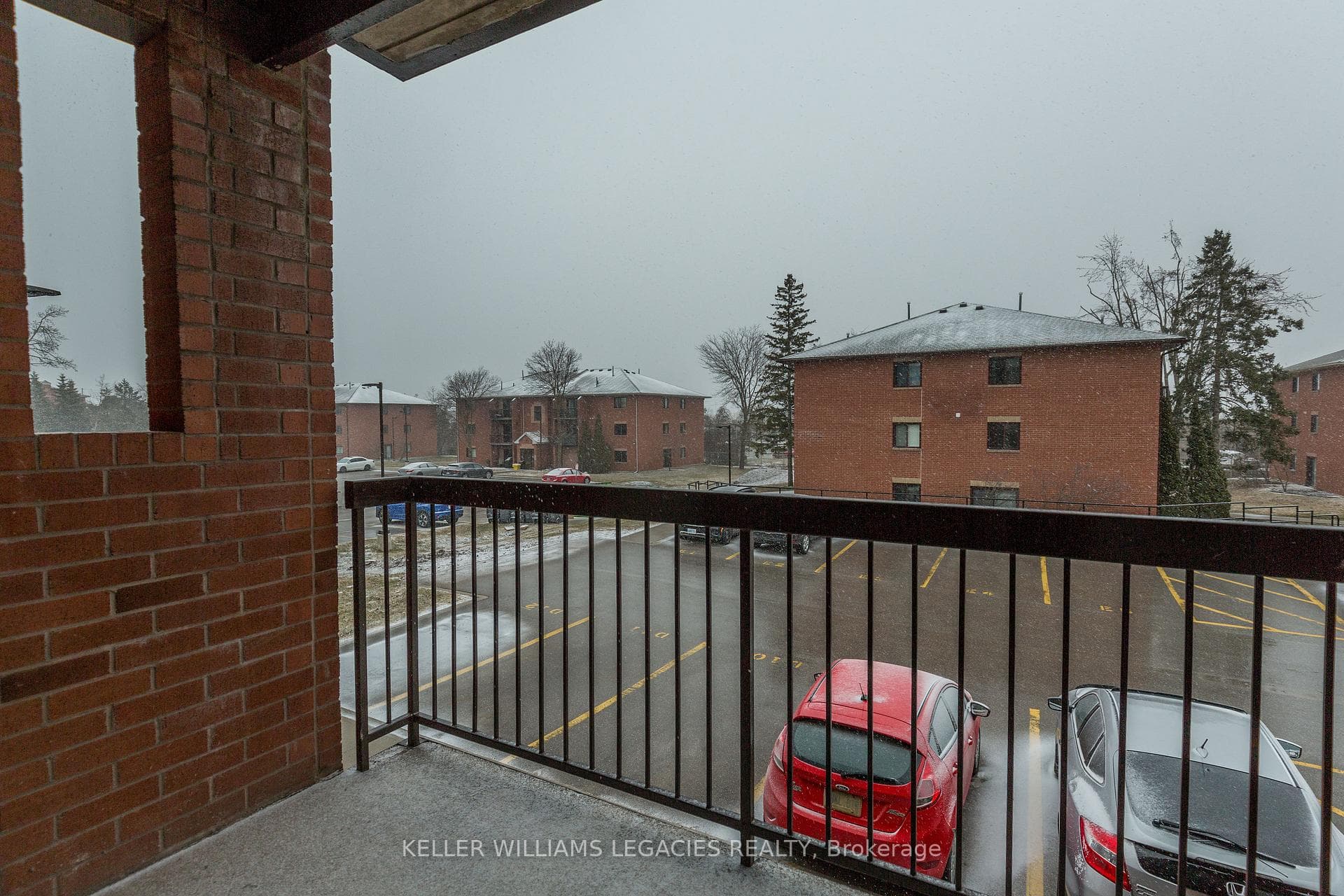 163 Edgehill Drive Unit D6 photo 14