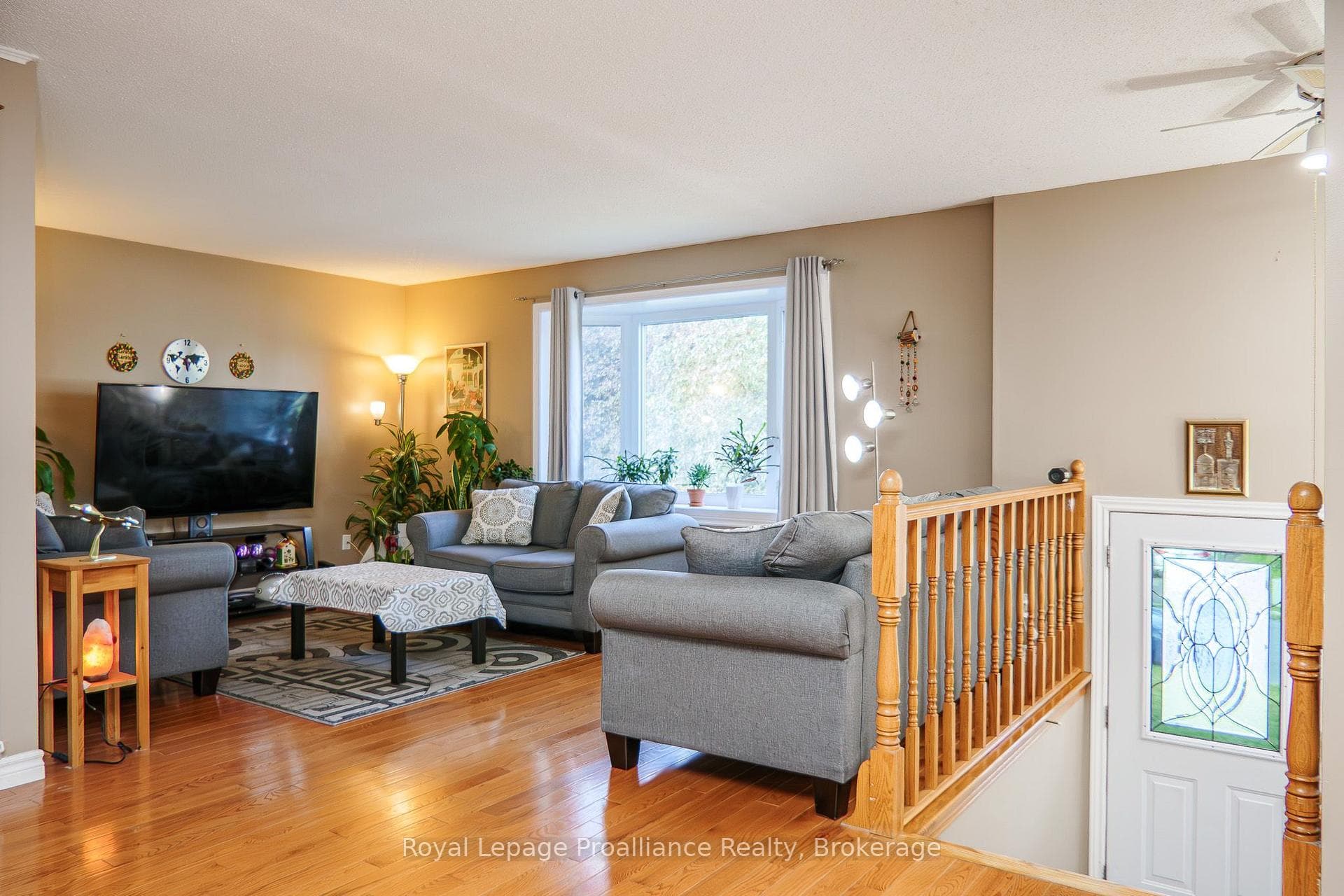 44 Ireland Drive photo 13