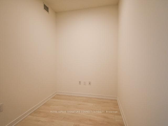 225 Sumach Street Unit 506 photo 13