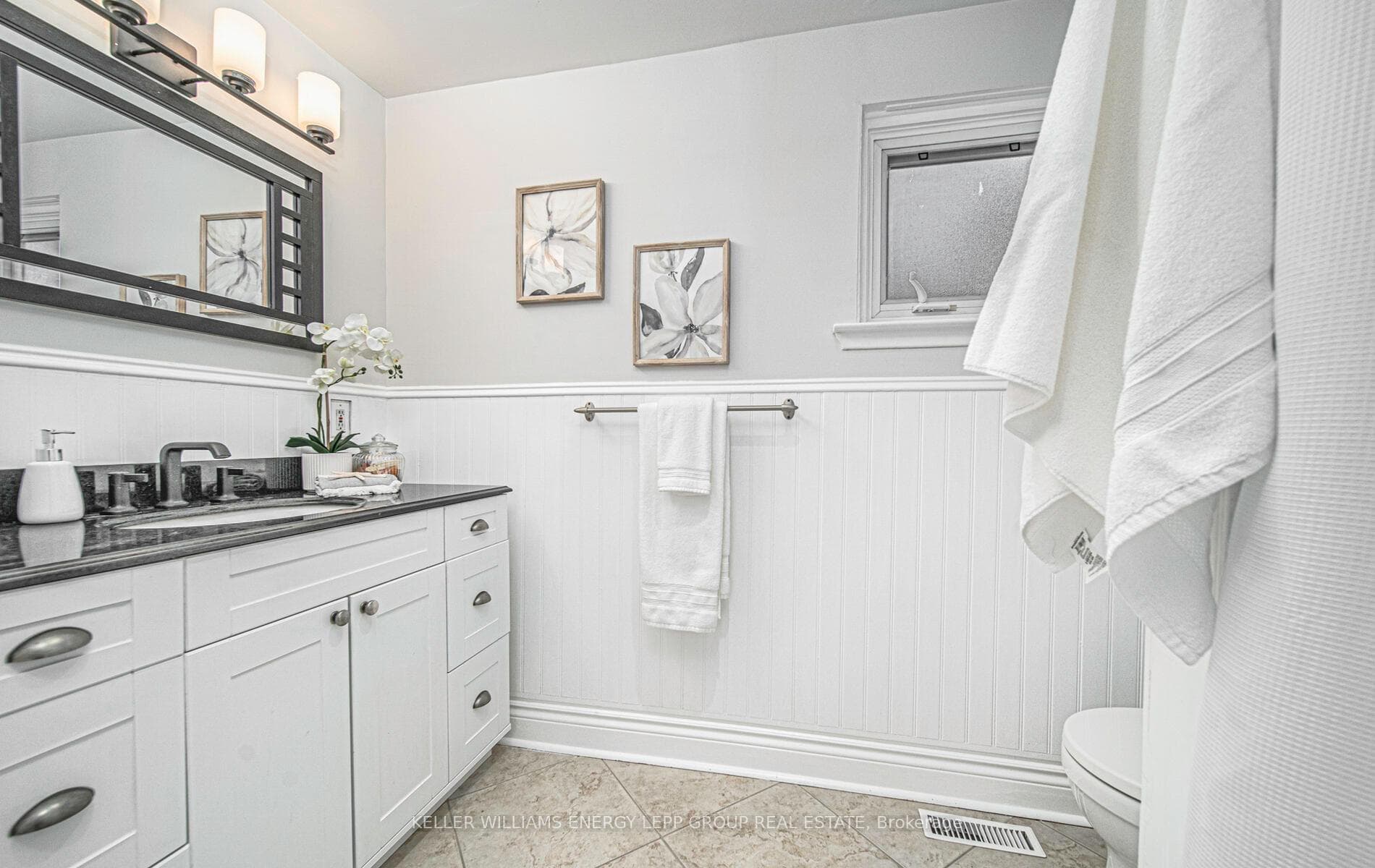20 Kenton Court photo 24