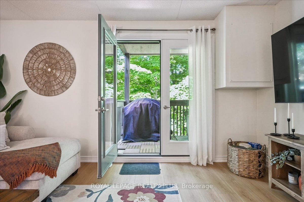 2030 Cleaver Avenue Unit 201 photo 22