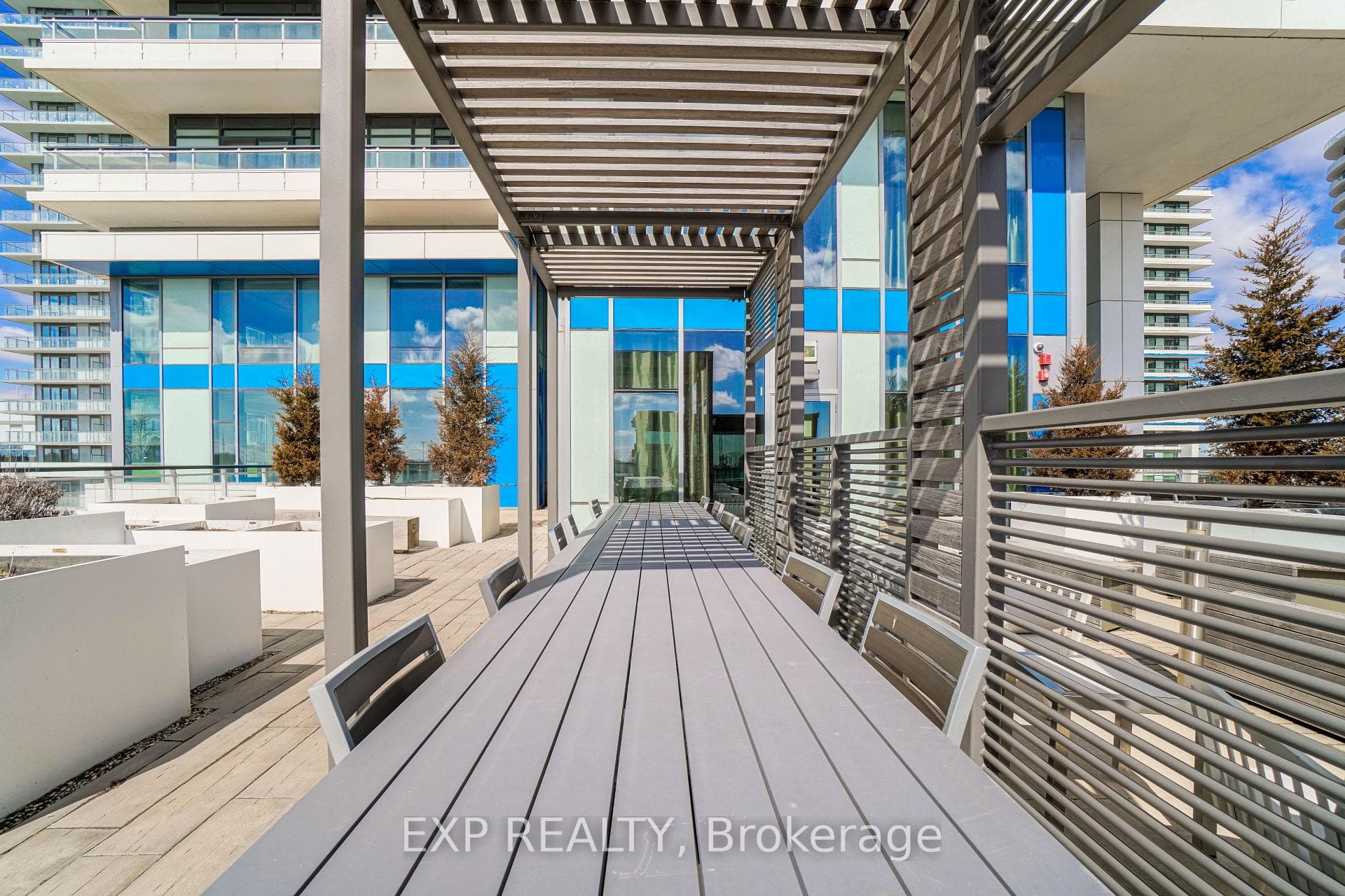 2560 Eglinton Avenue Unit 2508 photo 41