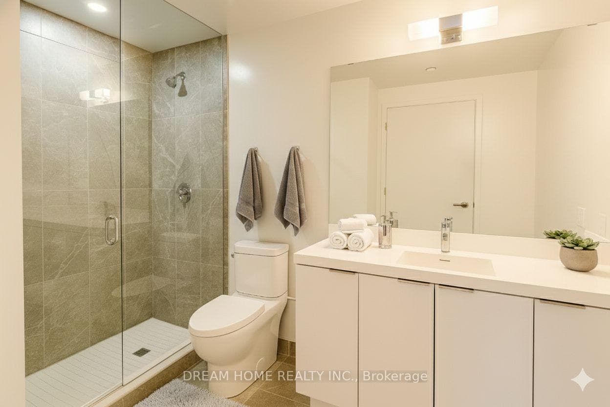 5858 Yonge Street Unit 1710 photo 13