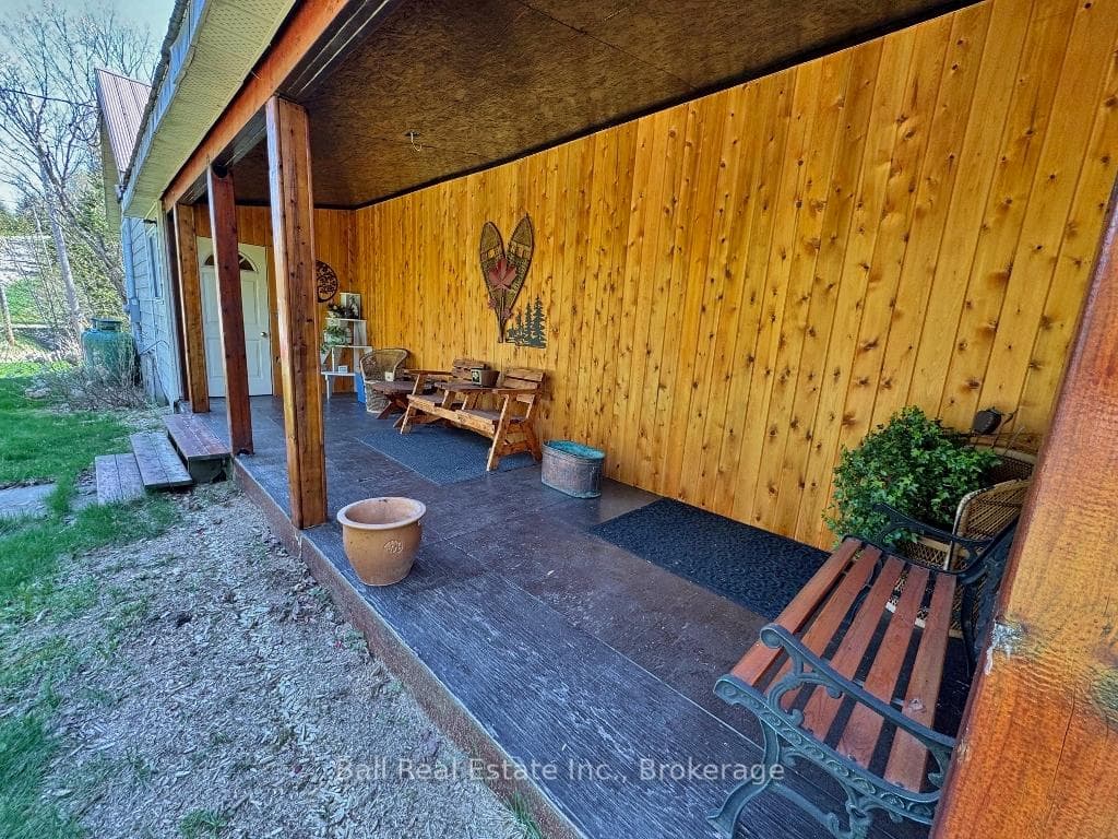145 Old L'Amable Road photo 4
