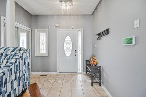116 Heartleaf Crescent photo 4
