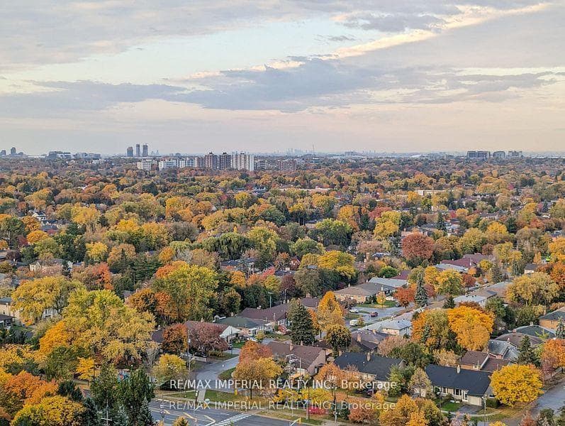 5500 Yonge Street Unit 2306 photo 12