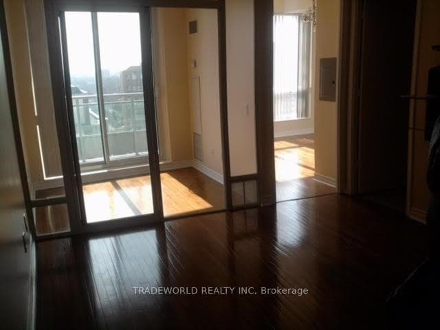 60 Byng Avenue Unit 1715 photo 2
