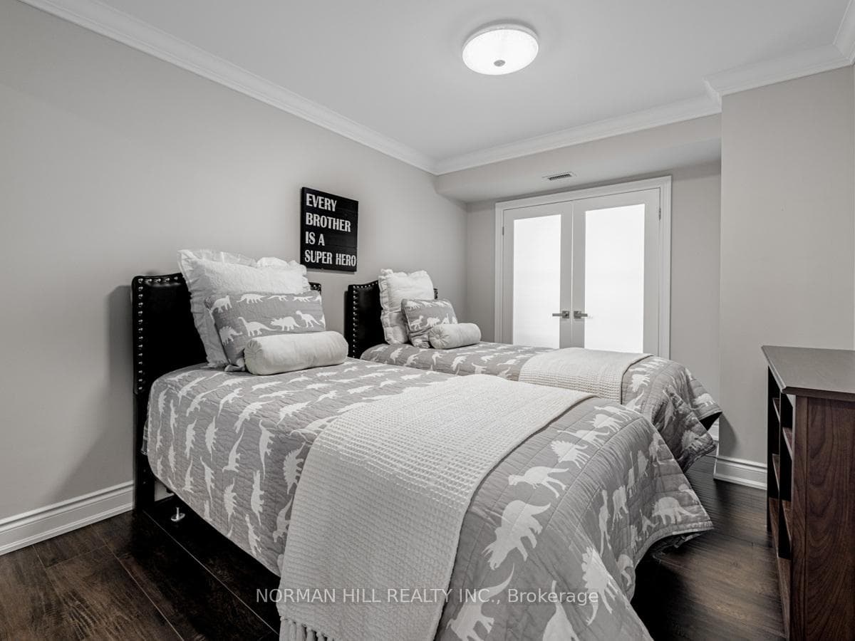 250 Davis Drive Unit 801 photo 17
