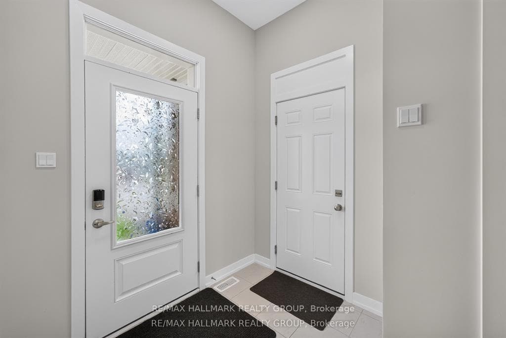 627 Alopex Row photo 37