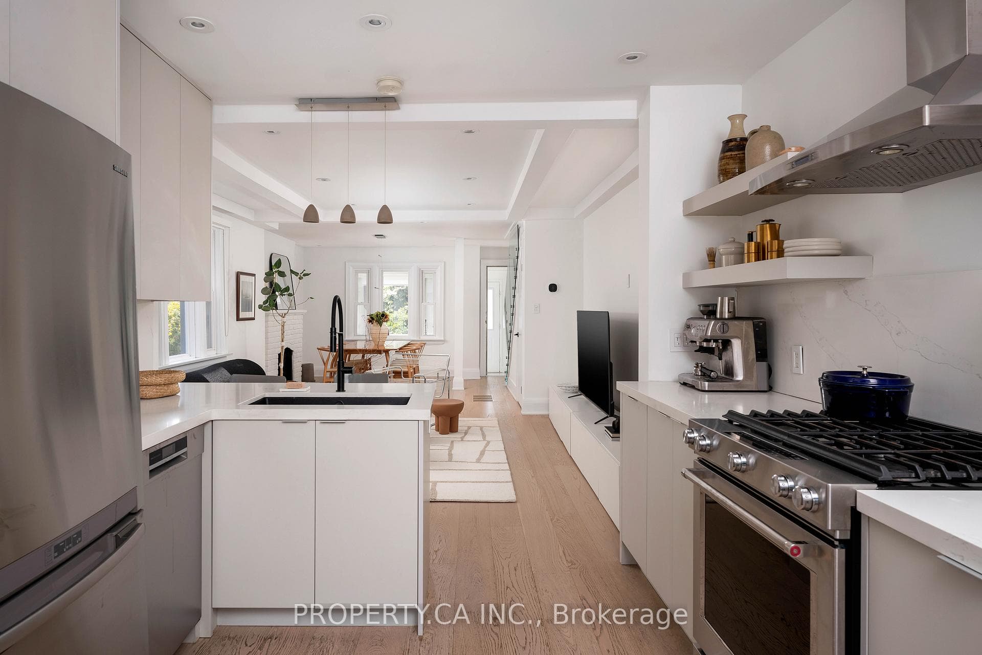 389 Winona Drive photo 15