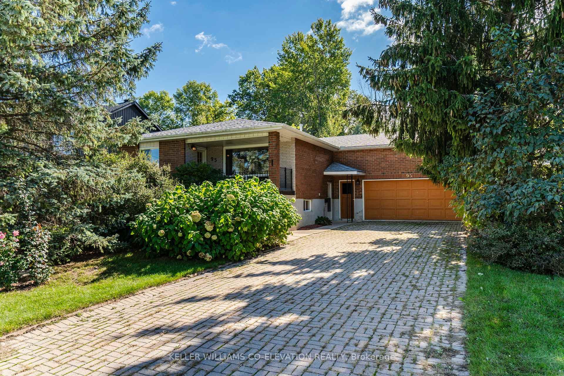 95 John Dillingno Street photo 1
