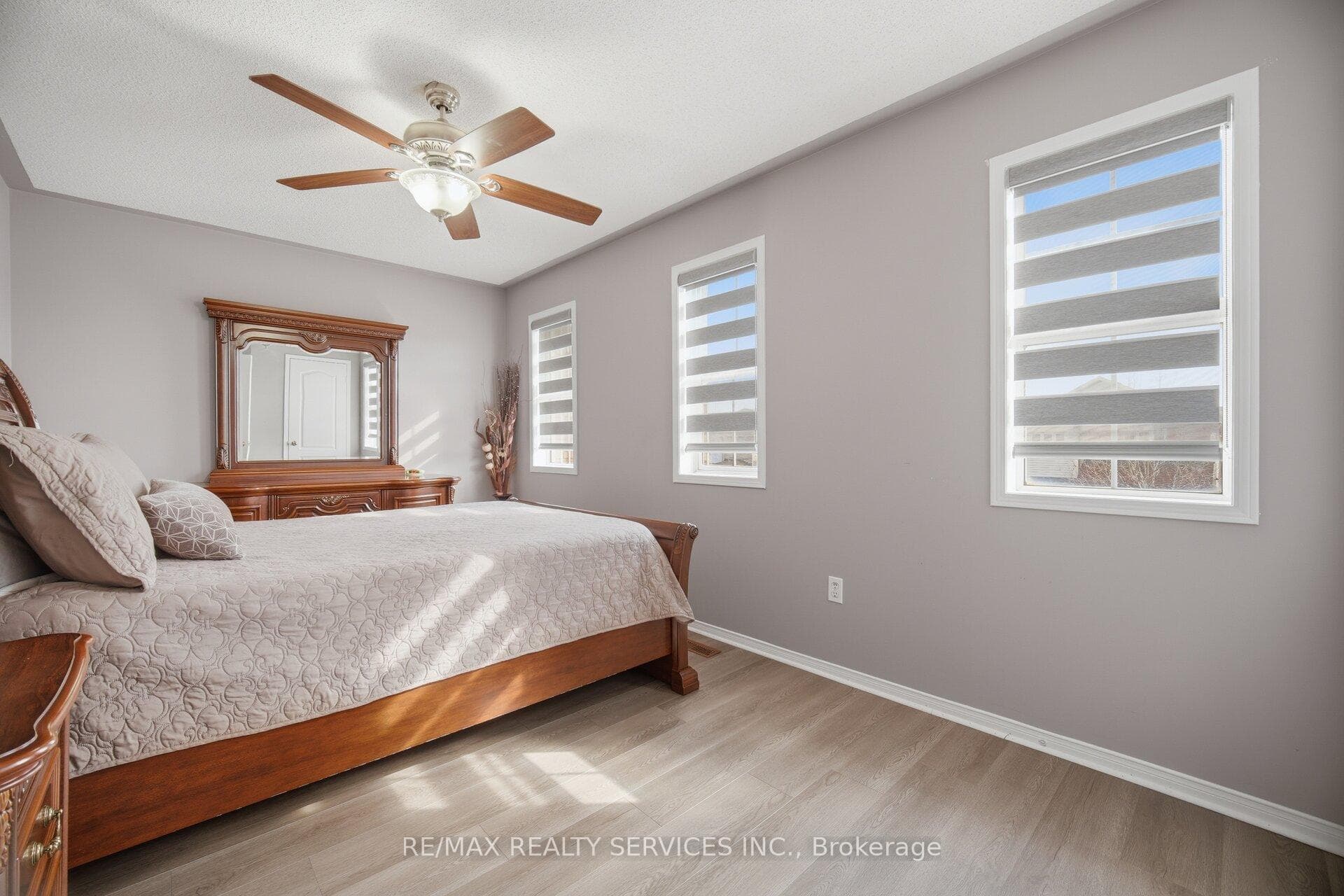 11 Poplar Plains Road photo 31