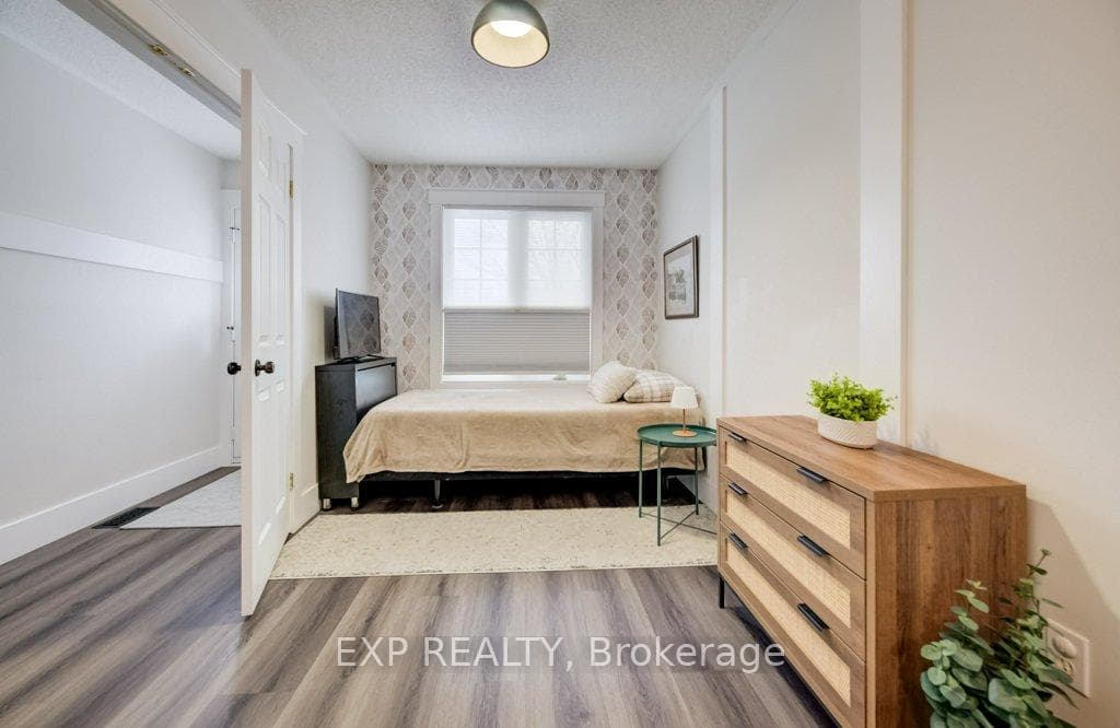 68D Harris Avenue photo 6