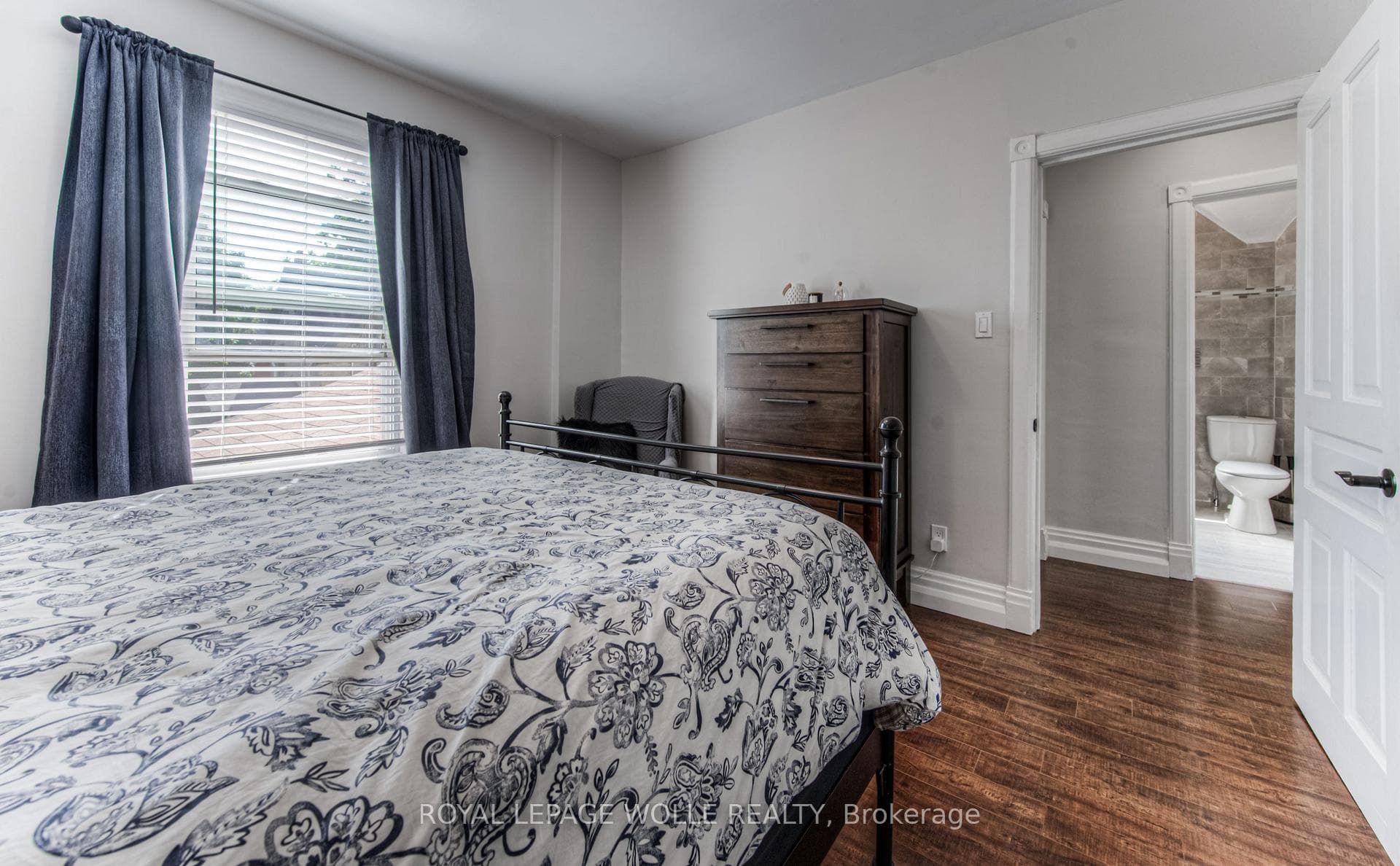 93 Joseph Street photo 22