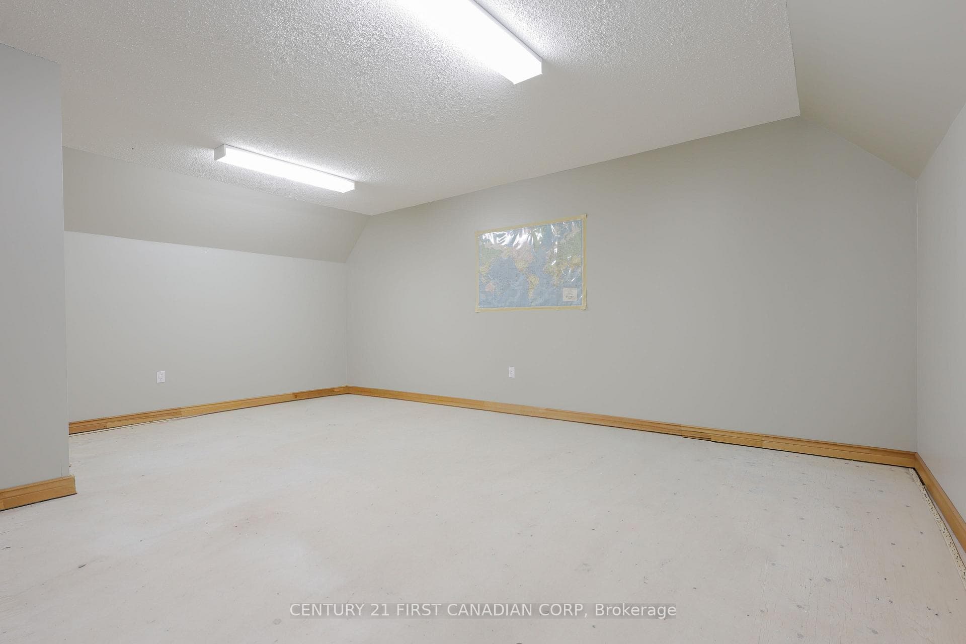 3480 Cuddy Drive photo 26