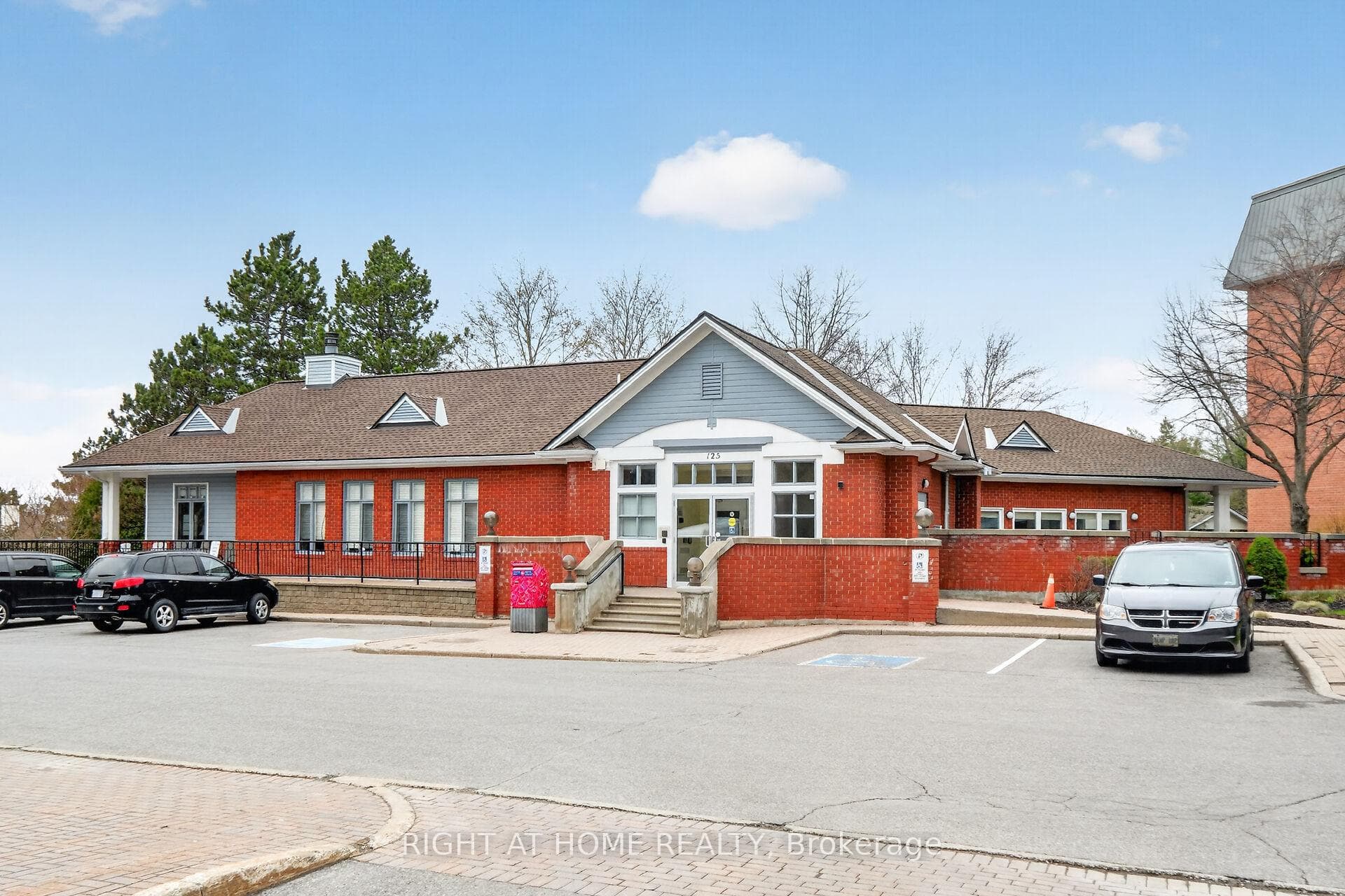 136 Darlington Private Unit 307 photo 44