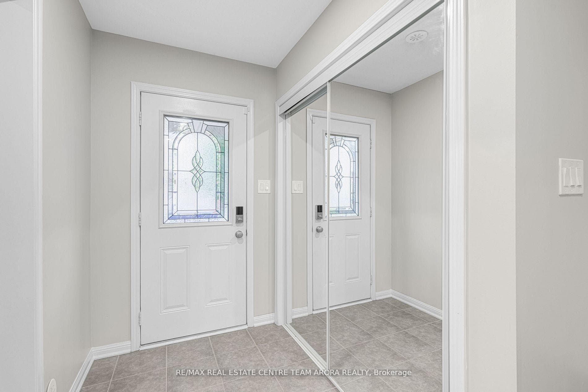 14 Crossbill Road photo 5