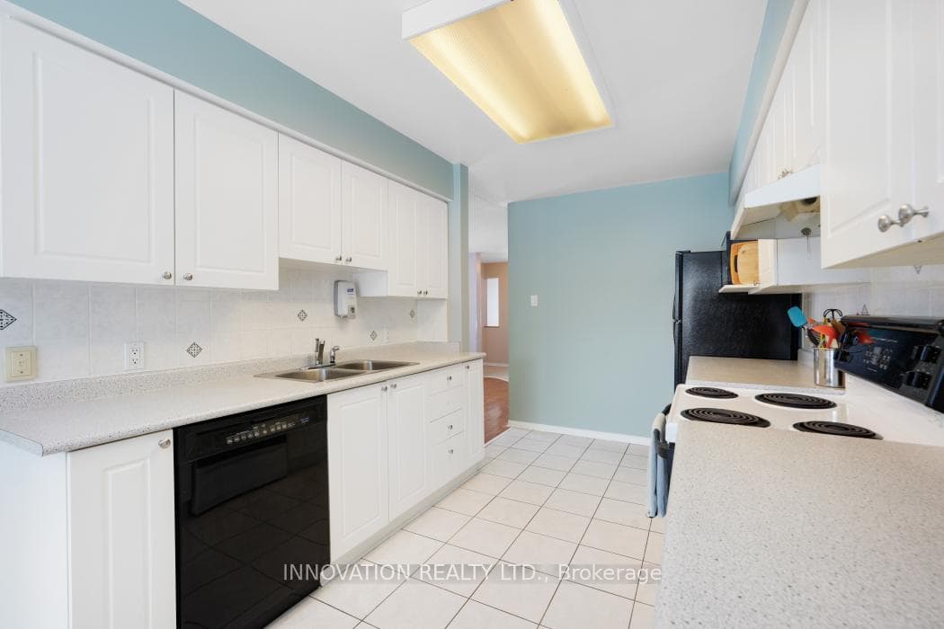 1500 Ambassador Avenue photo 16