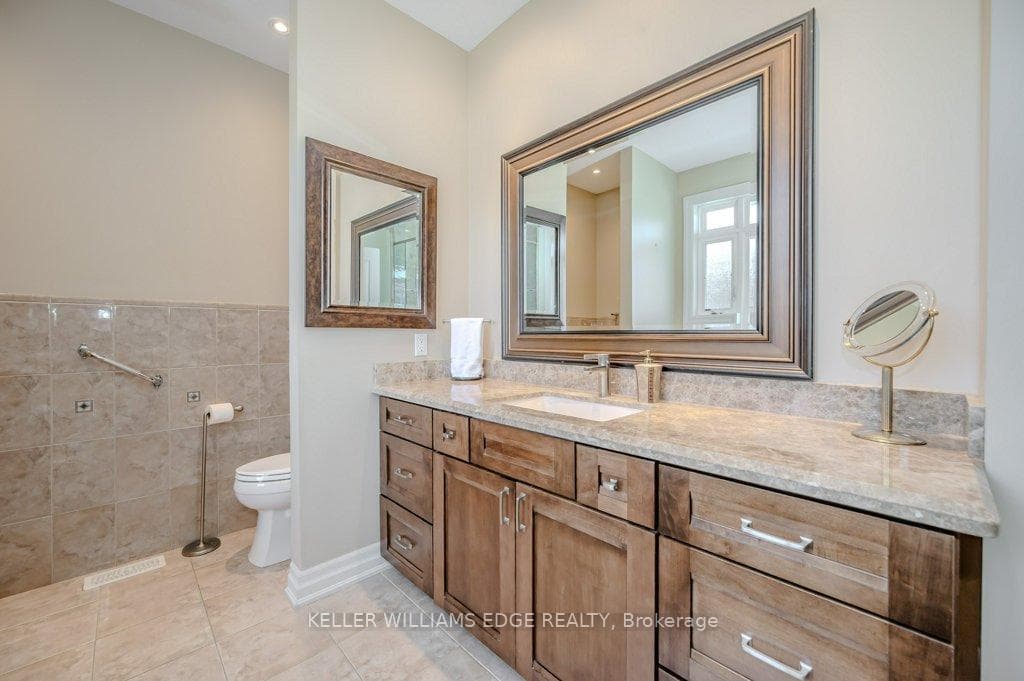 2387 Edith Avenue photo 20
