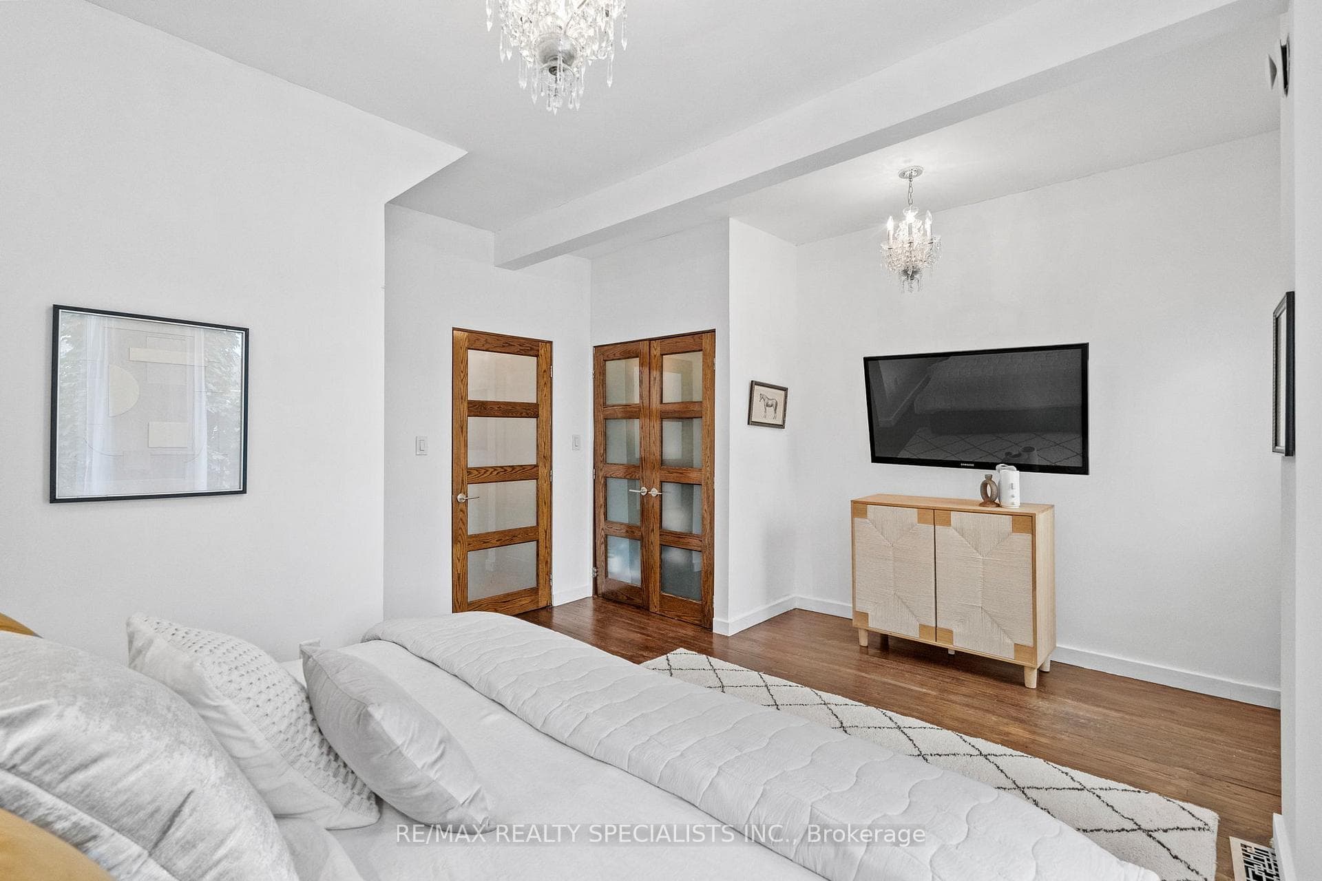 418 Ossington Avenue photo 22