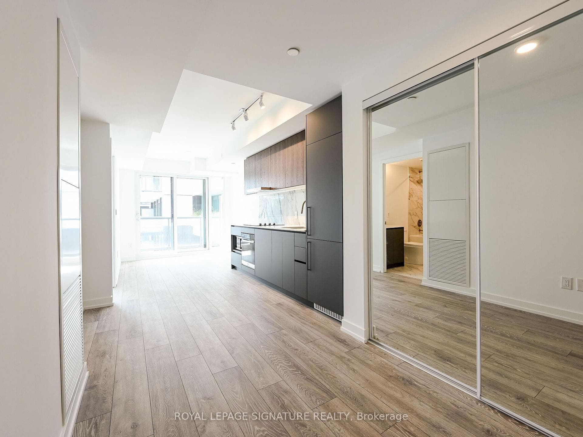 1100 Sheppard Avenue Unit 1032 photo 9