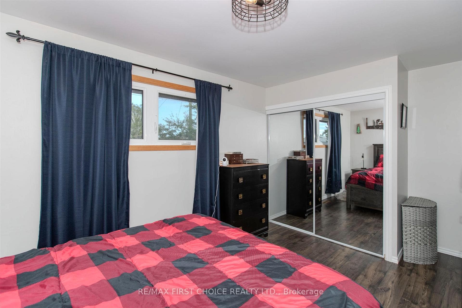 119 Burriss Street photo 17