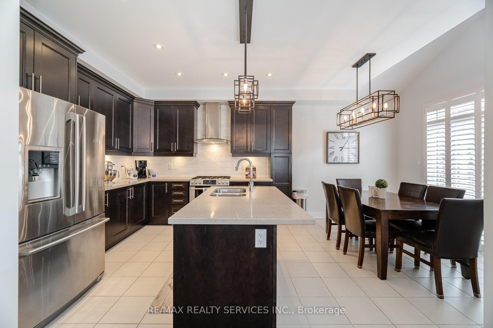 31 Humberstone Crescent photo 11