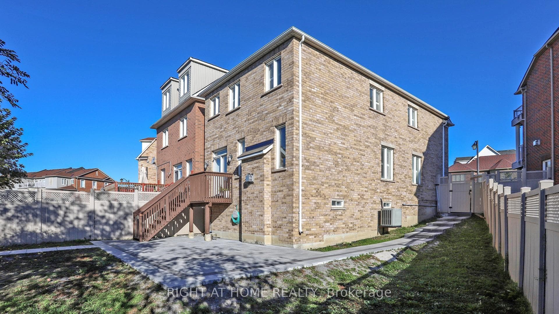 33 Fred Young Drive photo 31