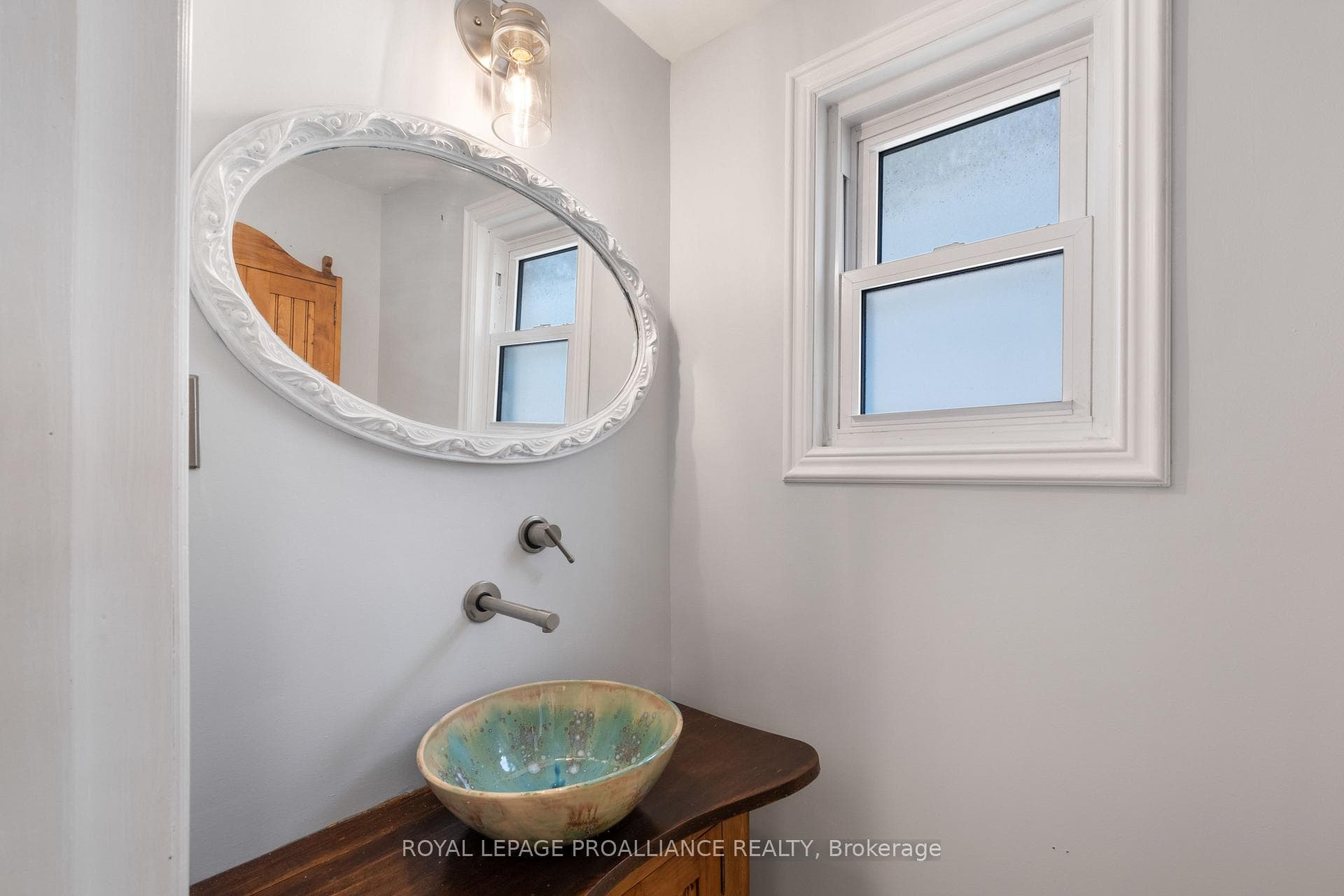 100 Chatham Street photo 24