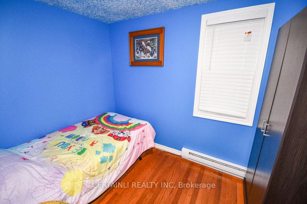 137 Albert Street photo 27