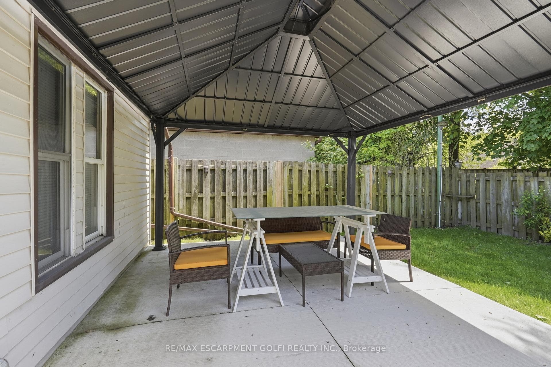 6902 Dell Avenue photo 36